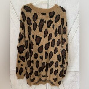Altar'd State Cheetah Oversized Sweater Womens Small/Medium Tan Soft Eyelash
